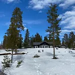 Modern With Amenities At Fagerfjell Casa de Férias Flesberg