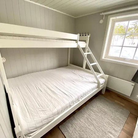 Modern With Amenities At Fagerfjell Hébergement de vacances